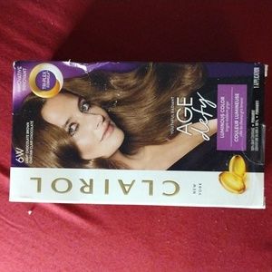 CLAIROL LIGHT CHOCOLATE BROWN HAIR DYE